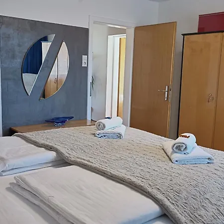 Apartment Ltr-apartment *